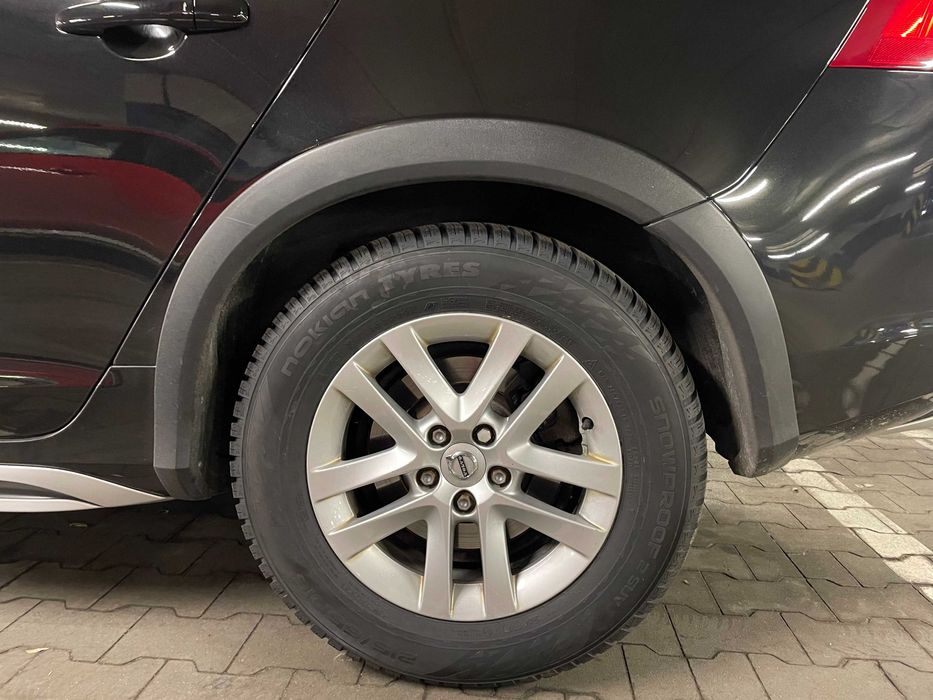 Nokian Tyres Snowproof 2 SUV
215/65 R16 102 H XL  + felgi 16" Volvo
