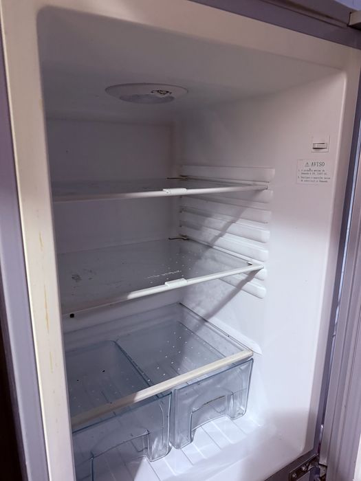 Frigorifico Jocel preto Usado em bom estado