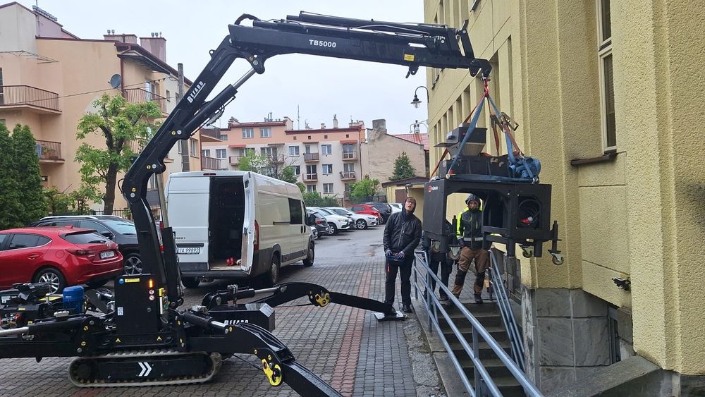 Wynajmę Dźwig mini żuraw manipulator Befard tb500