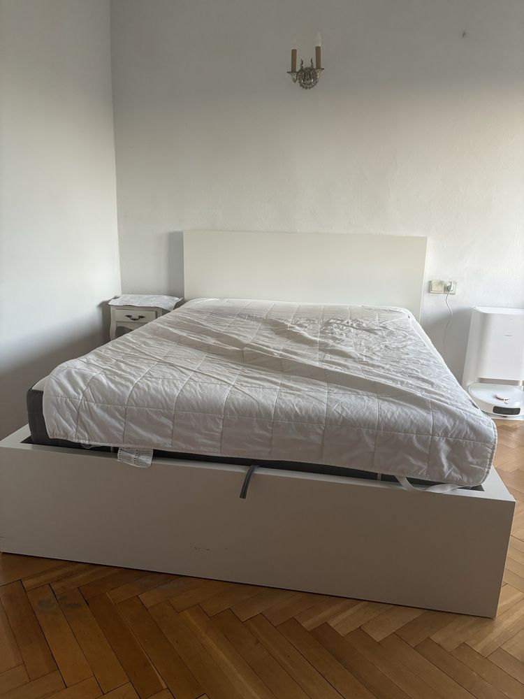 Łóżko IKEA MALM z pojemnikiem na pościel - 140x200, biały