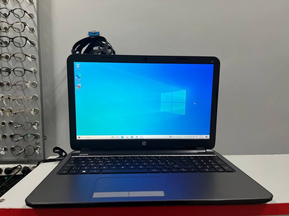 Ноутбук HP 255 G3 AMD E1-6010 Radeon R2