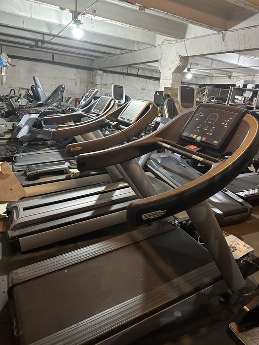 Орбитрек,беговые дорожки, велотренажеры Technogym,life fitness, Precor
