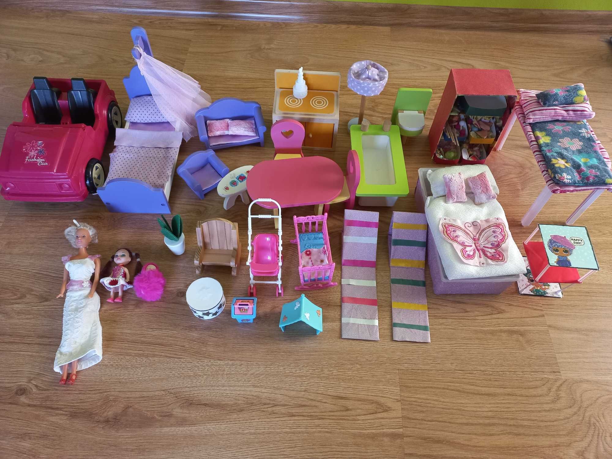 Domek drewniany XXL dla lalki barbie z garażem, wyposażeniem i lalkami