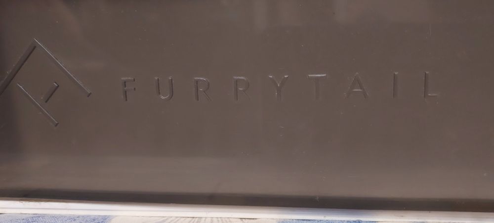 Будиночок-лоток для туалету Furrytail б/в