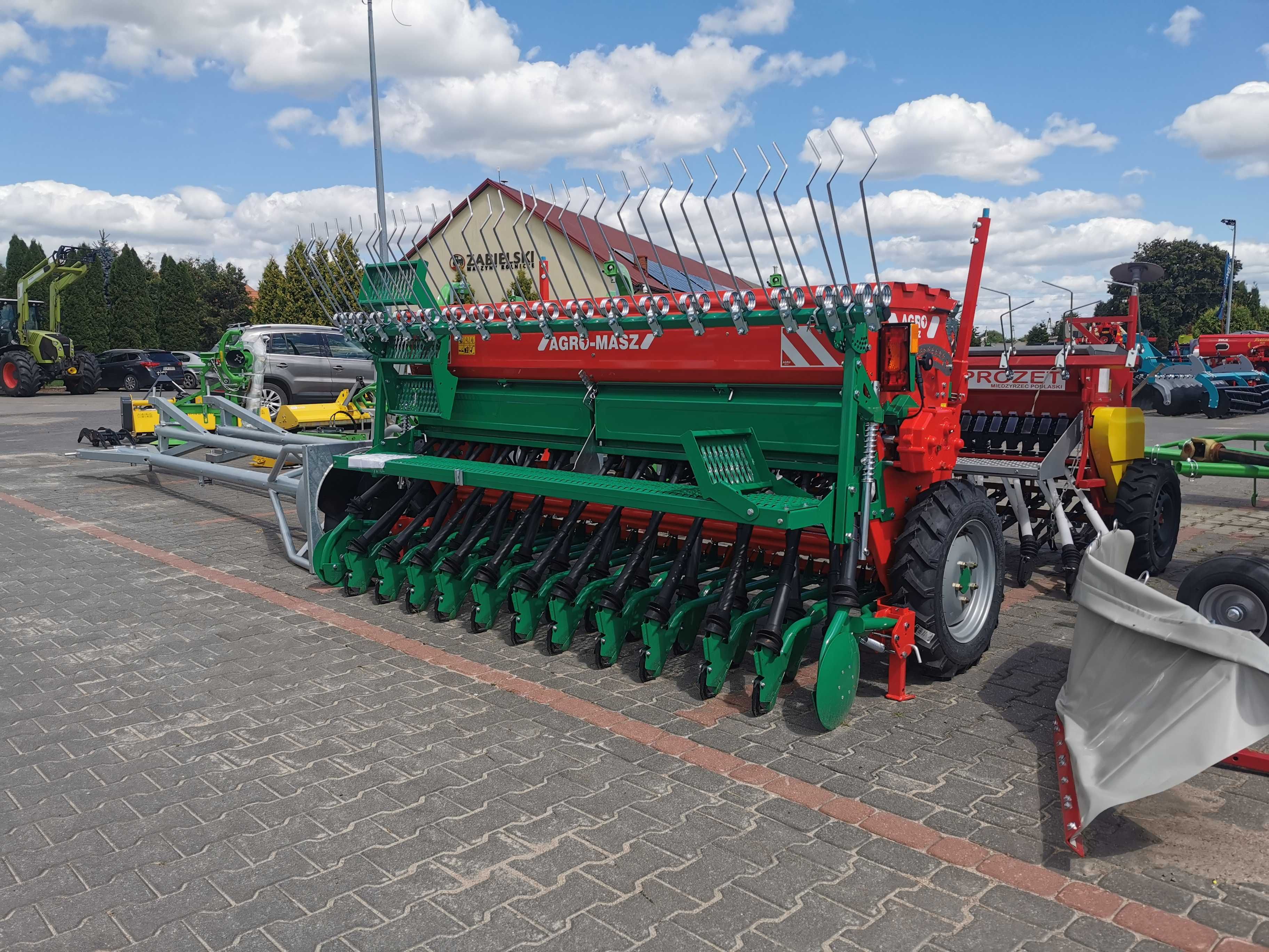 Siewnik zbożowy AGRO-MASZ SR 300 3m !!! 2024 dostawa