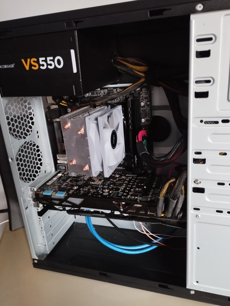 Komputer gamingowy GTX Intel i5