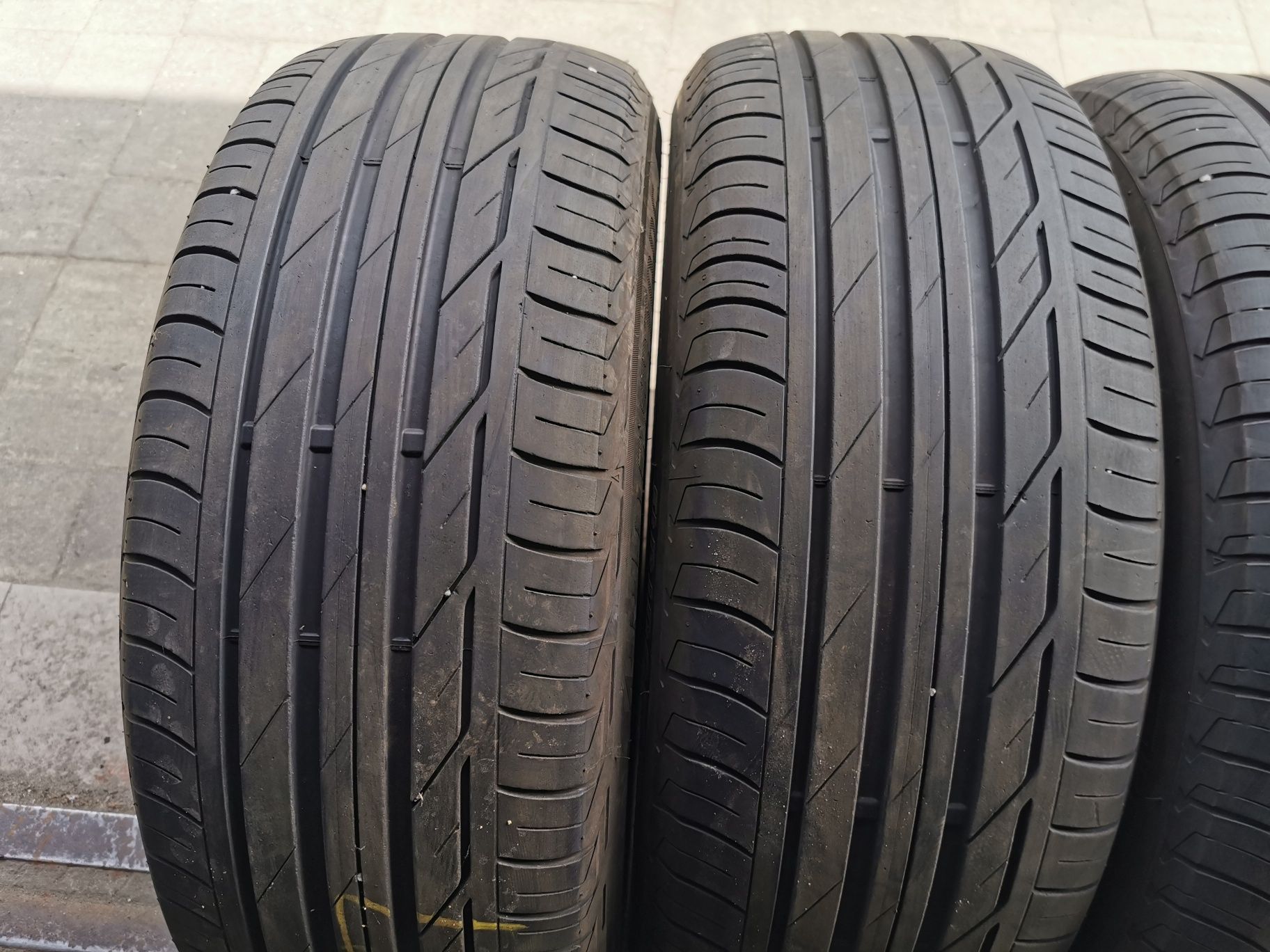 Летняя резина 225/55 R17 Bridgestone Turanza Runflat