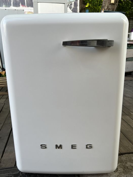 Пральна машинка smeg