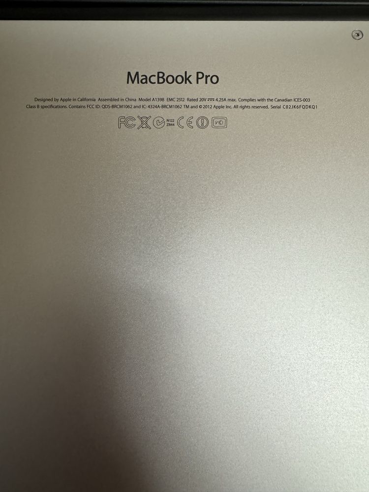 Apple MacBook Pro 15" Mid 2012 MC975