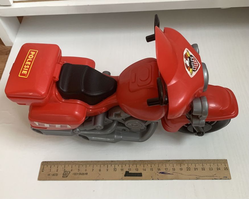 Мотоцикл великий червоний