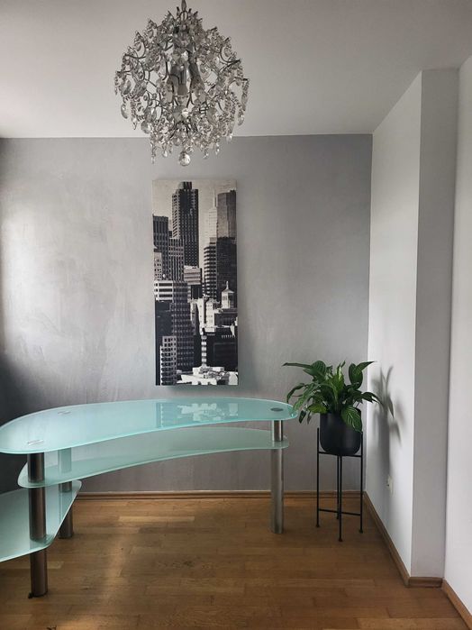 Sprzedam nowoczesny stolik szklany