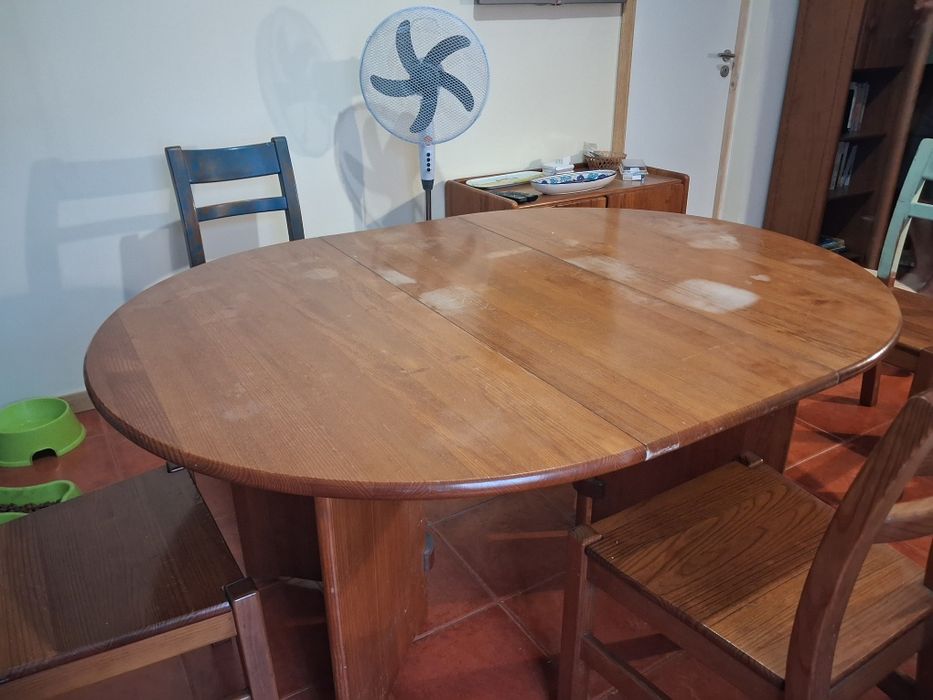Mesa de jantar CERNE