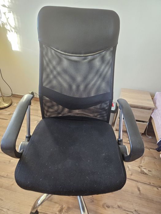 Fotel obrotowy biurowy