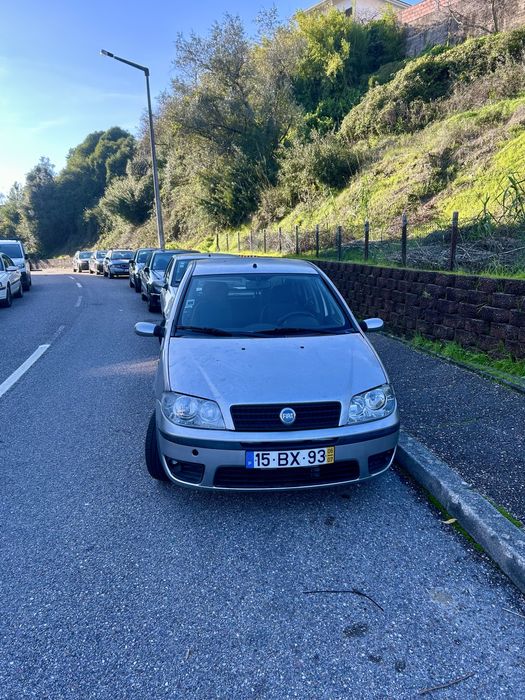 Fiat Punto 1.3 Multijet – Económico e Fiável