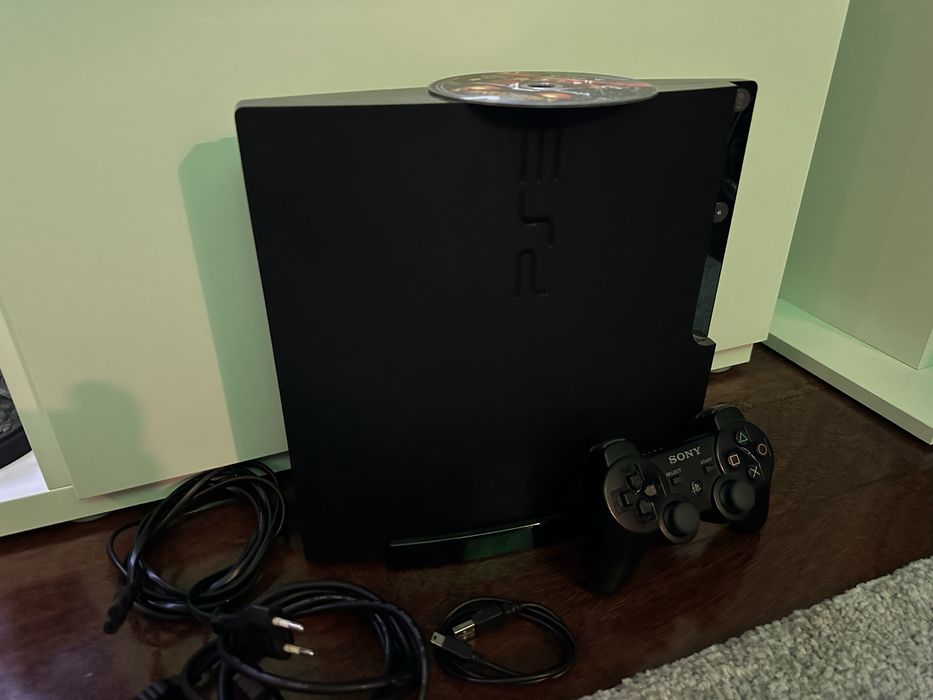 PS3 slim 260gb desbloqueada