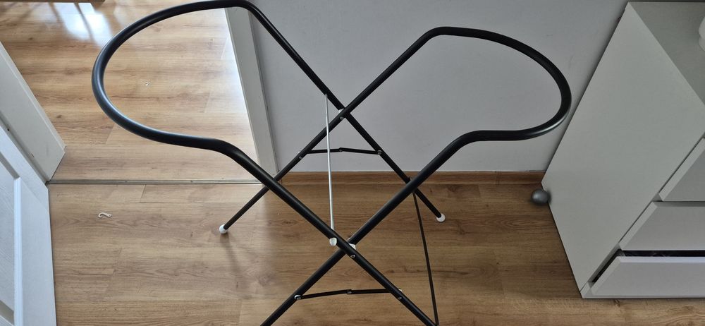 Stojak stelaż do wanienki czarny