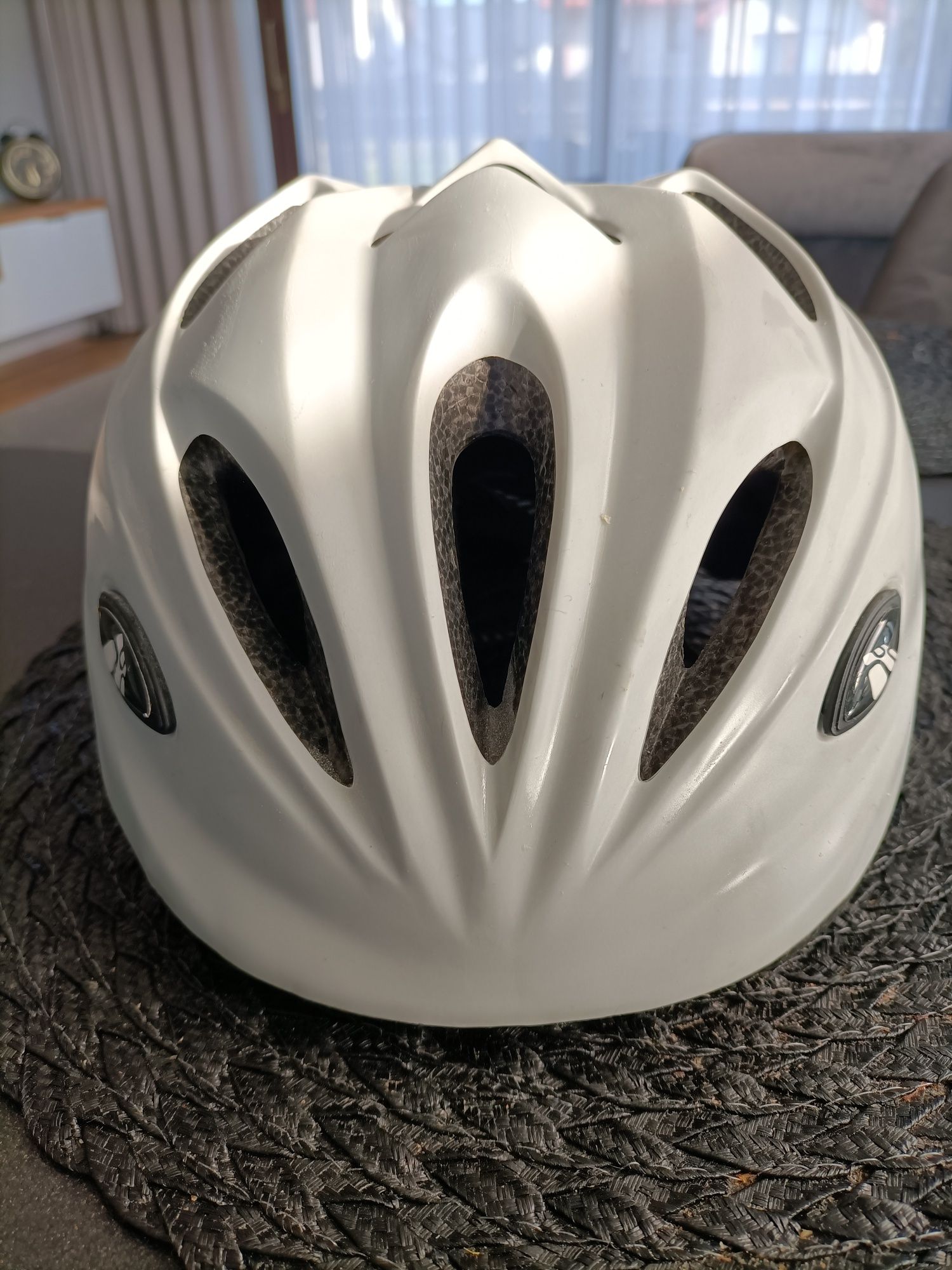 Sprzedam kask Meteor HB6-5 rozmiar M