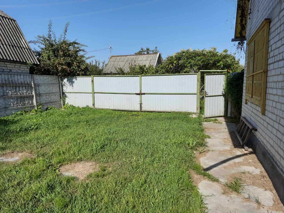 Дача у межах міста з усіма зручностями с\т "Чайка"