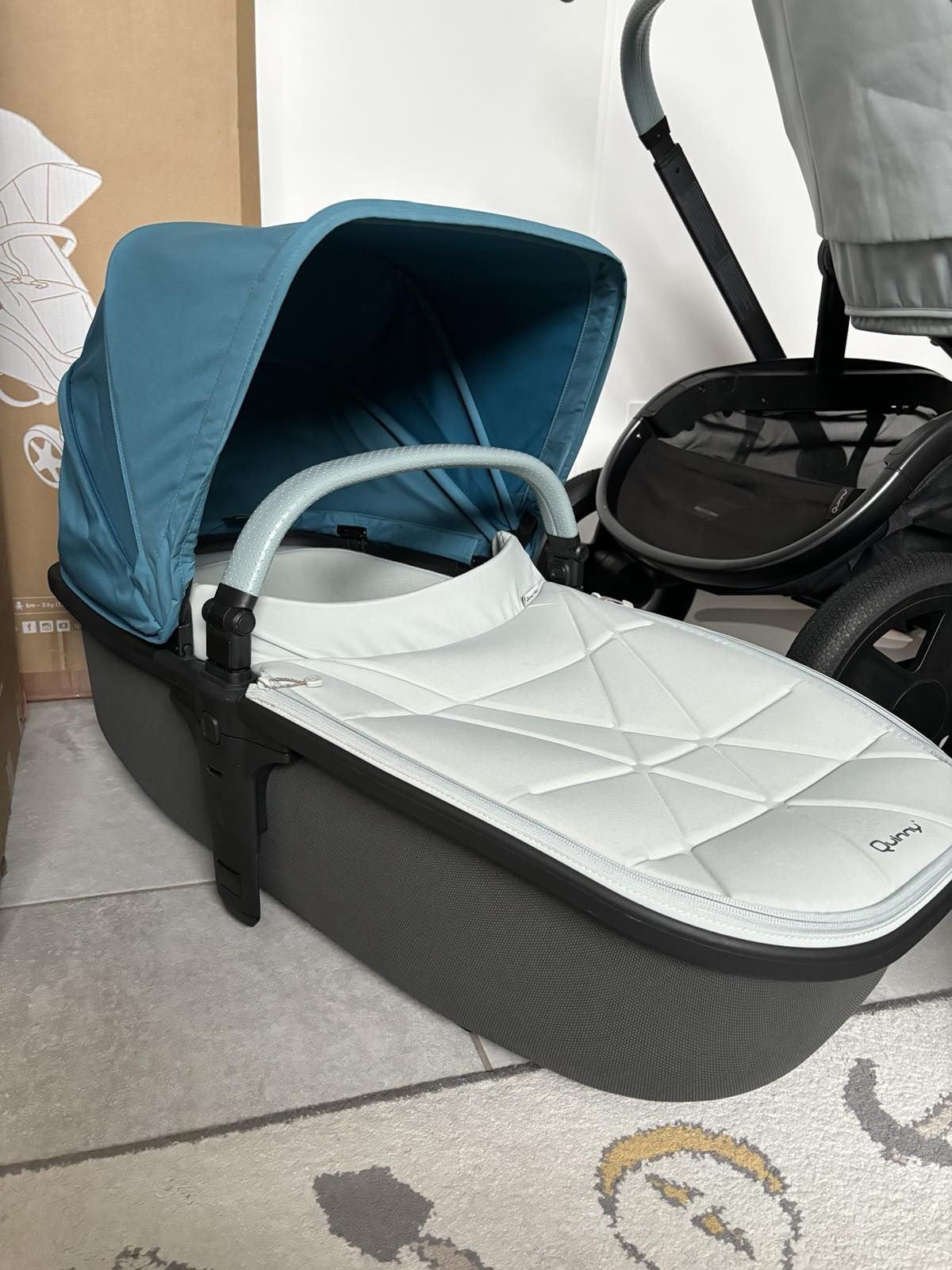 Quinny Hubb - wózek 2w1 + fotelik samochodowy Maxi-Cosi