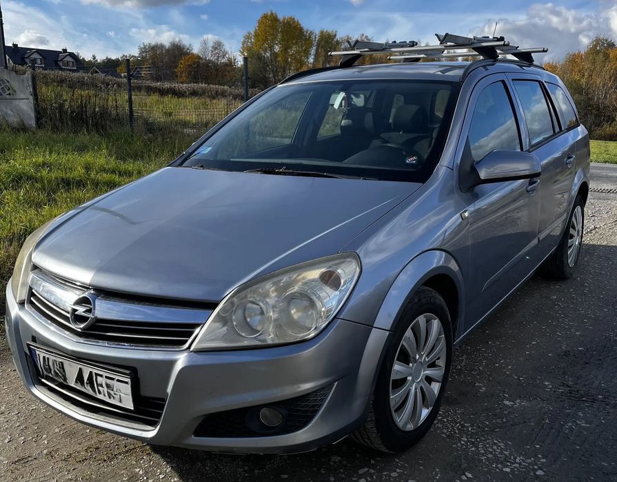 Opel Astra Opel Astra H Kombi • Nowe sprzęgło i zawieszenie • Niskie spalanie