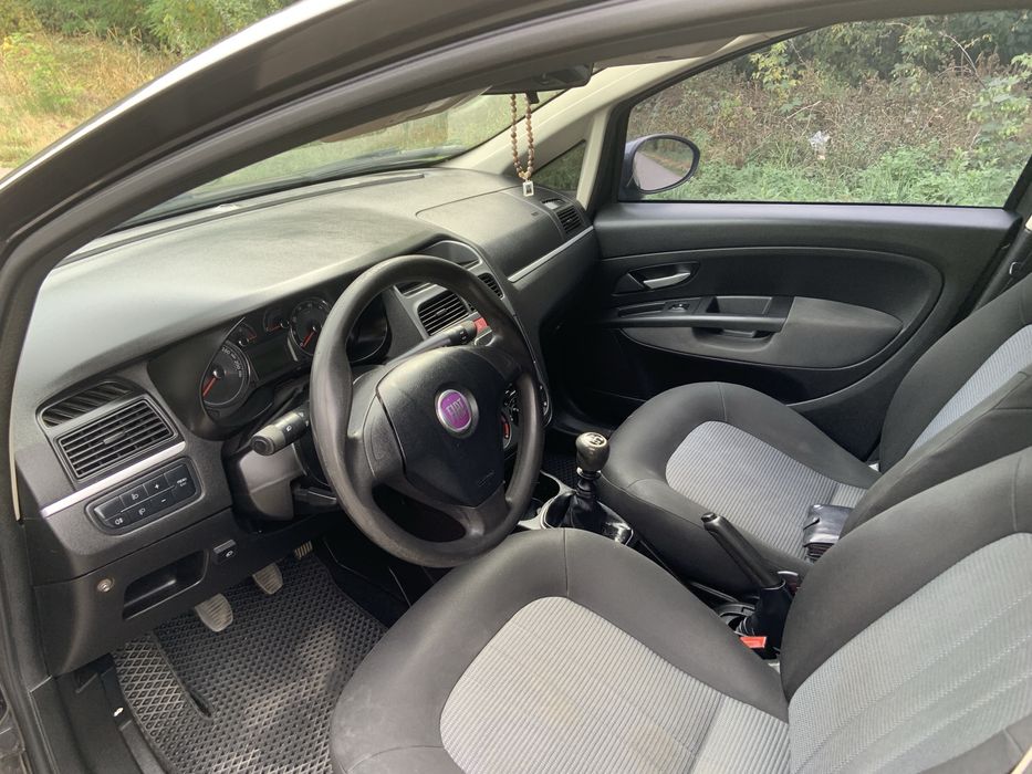 Продам Fiat Linea