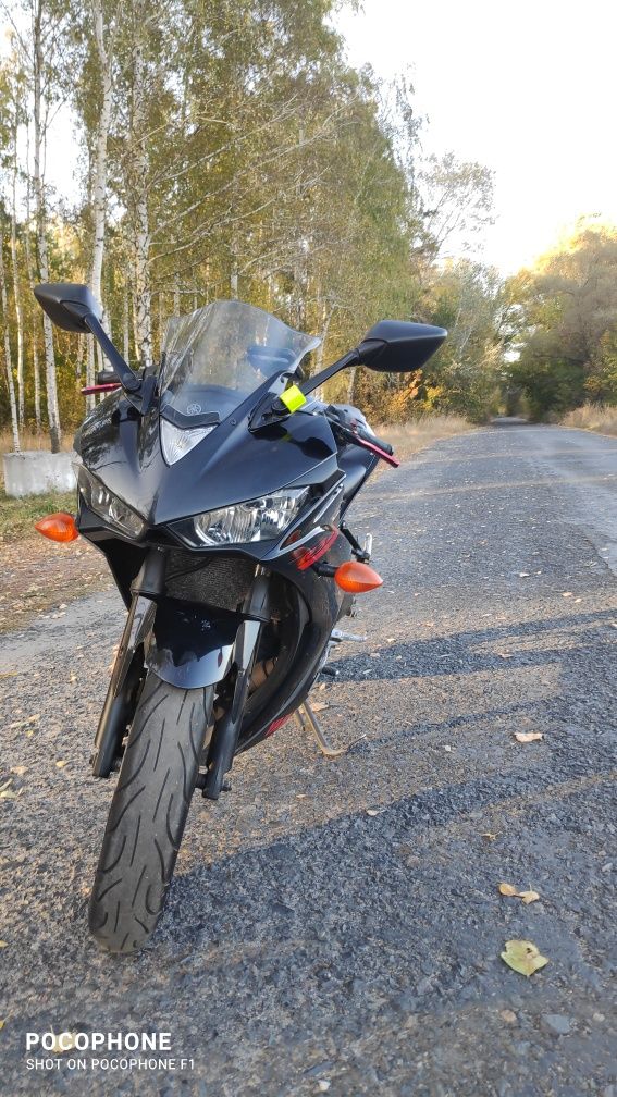 Yamaha YZF-R3 2015