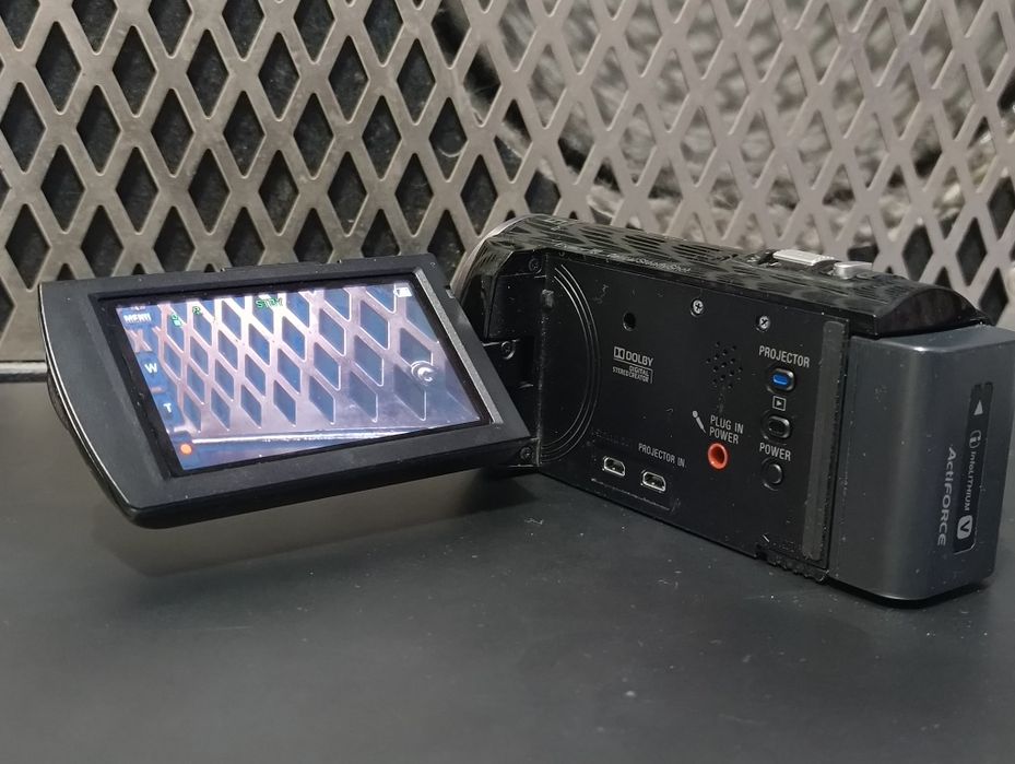 Відеокамера Sony pj320