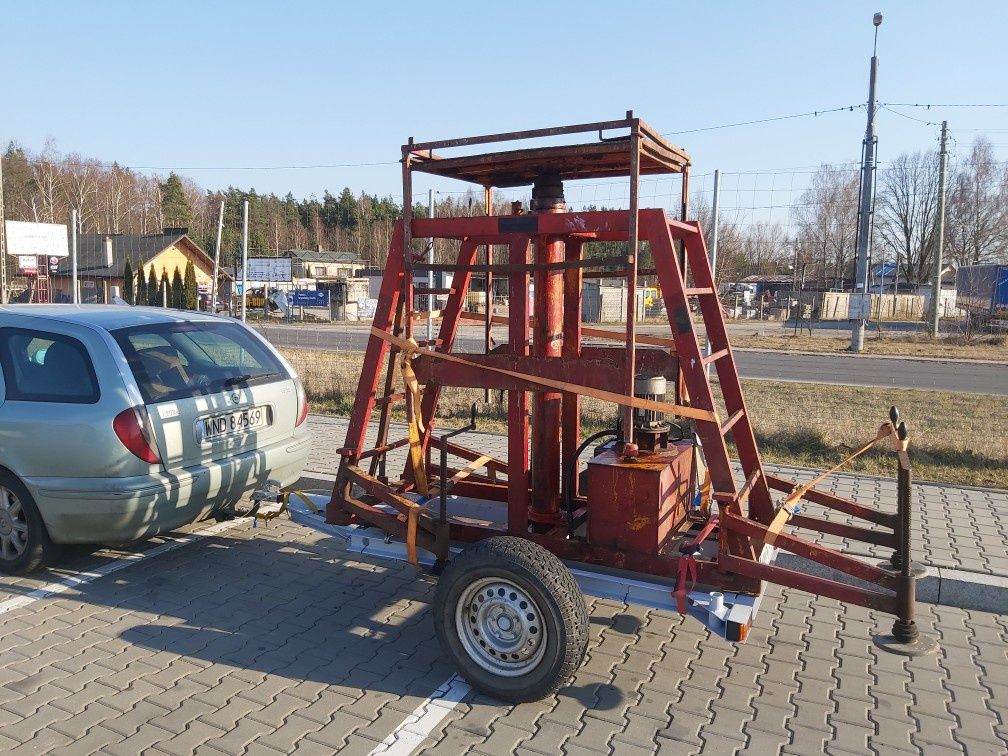 Podnośnik teleskopowy 8M