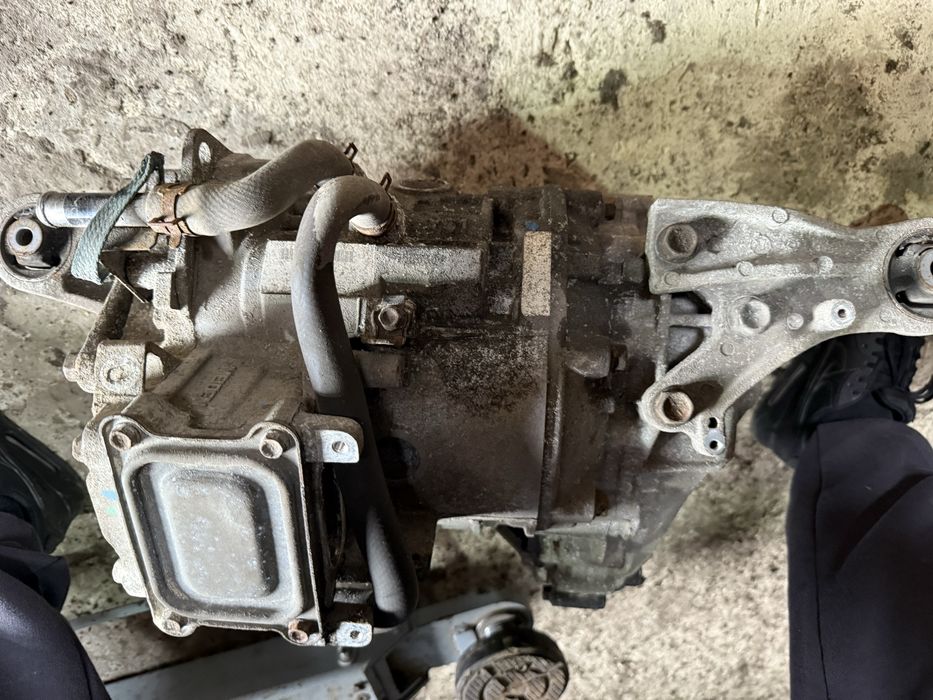 Редуктор міст задній двигун Mitsubishi Outlander 2.0 phev f1e1a-2-b5z