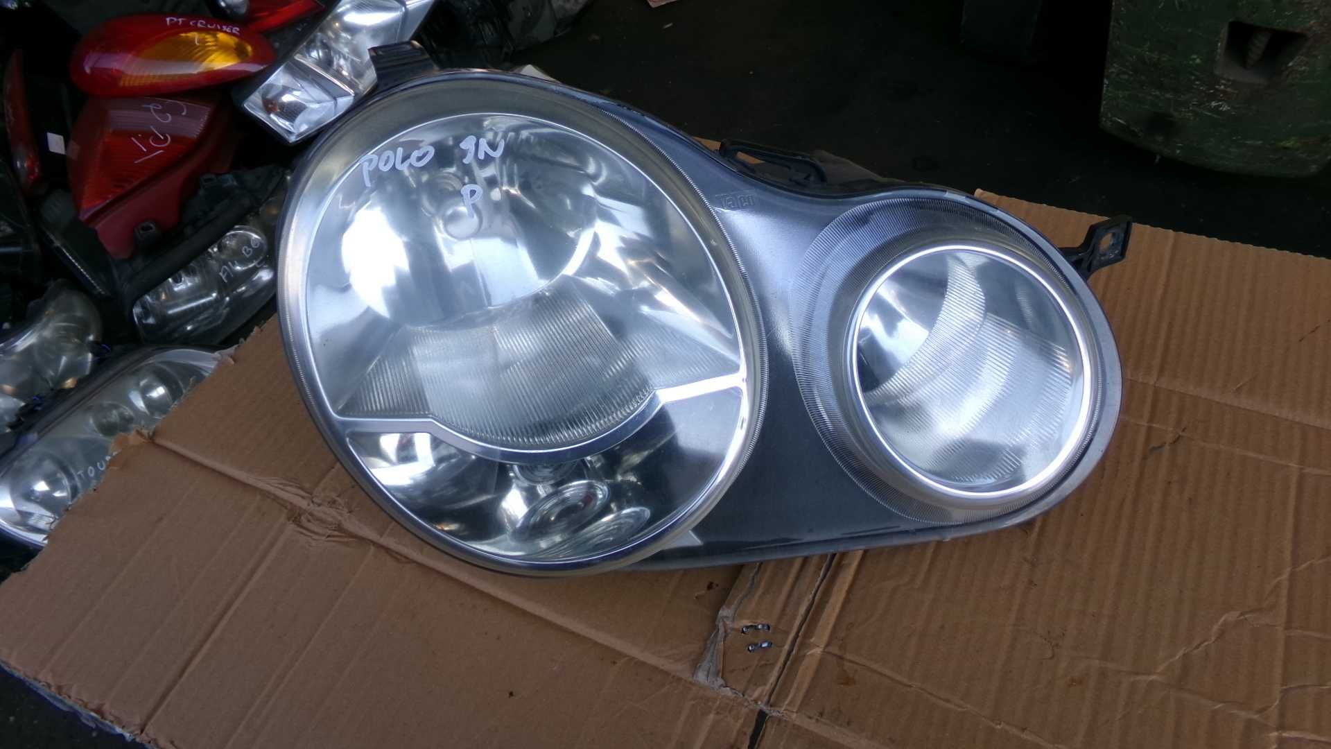 Kwi5 Lampa przednia prawa volkswagen polo 9n wysyłka części