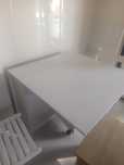 Mesa dobravel de apoio branca