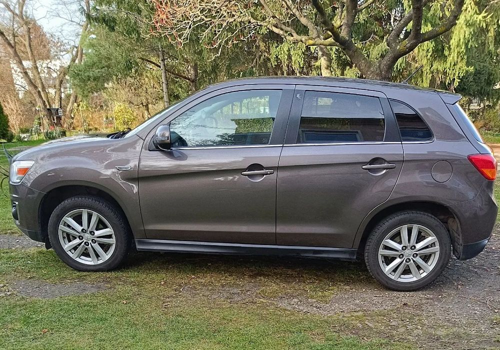 Mitsubishi ASX Mitsubishi ASX 1.6 MIVEC (117 KM) – 2012 r. – Bogate wyposażenie