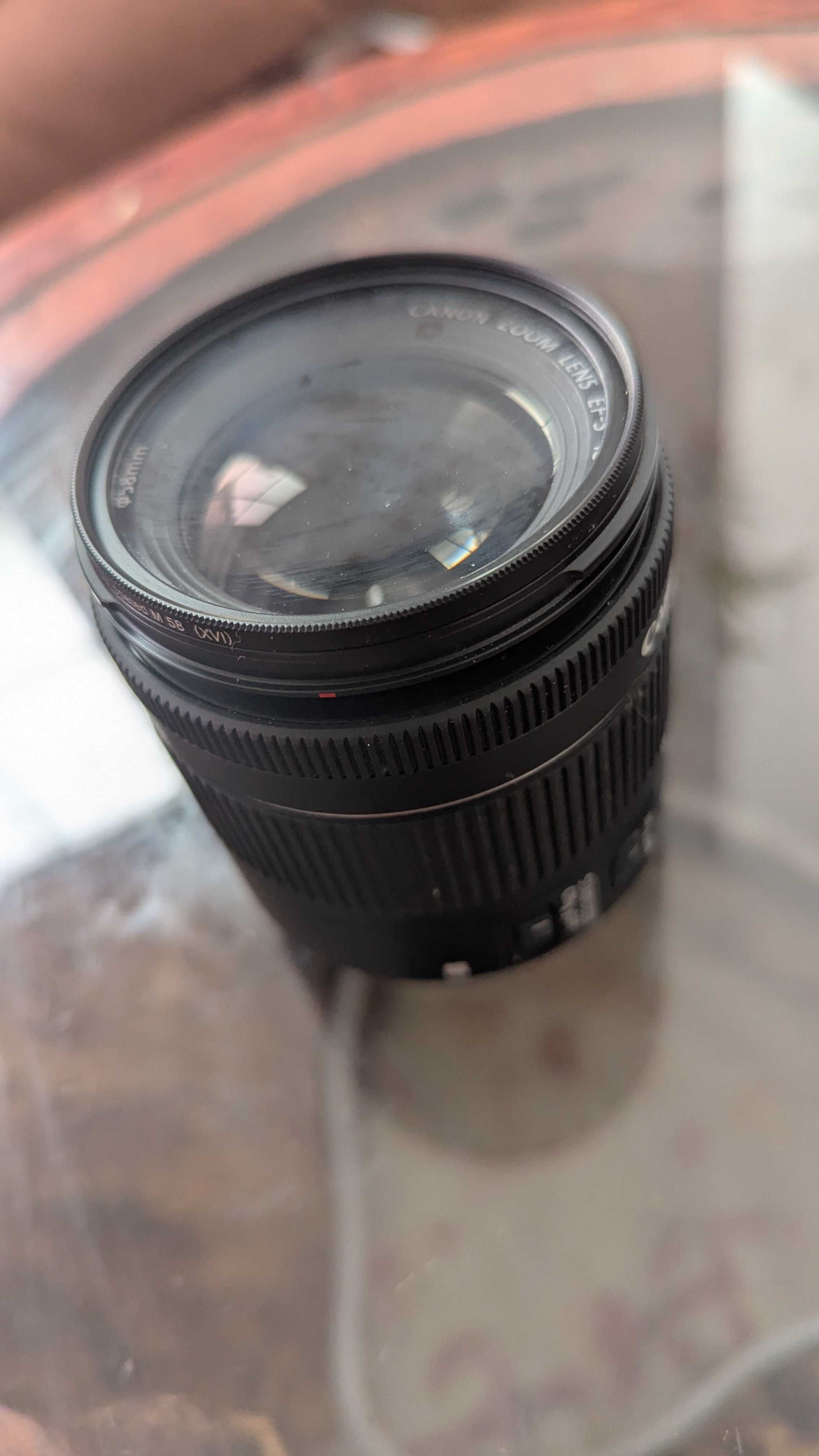 Canon EOS 200D com lente 18-55mm
