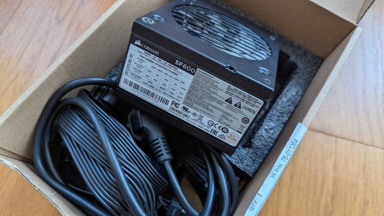 Corsair SF600 80 PLUS Gold