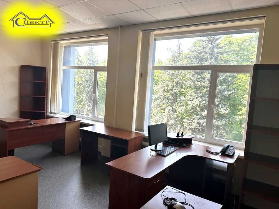 офіс від 10кв.м.кабінет, декілька кабінетів.