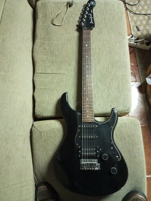 Guitarra elétrica