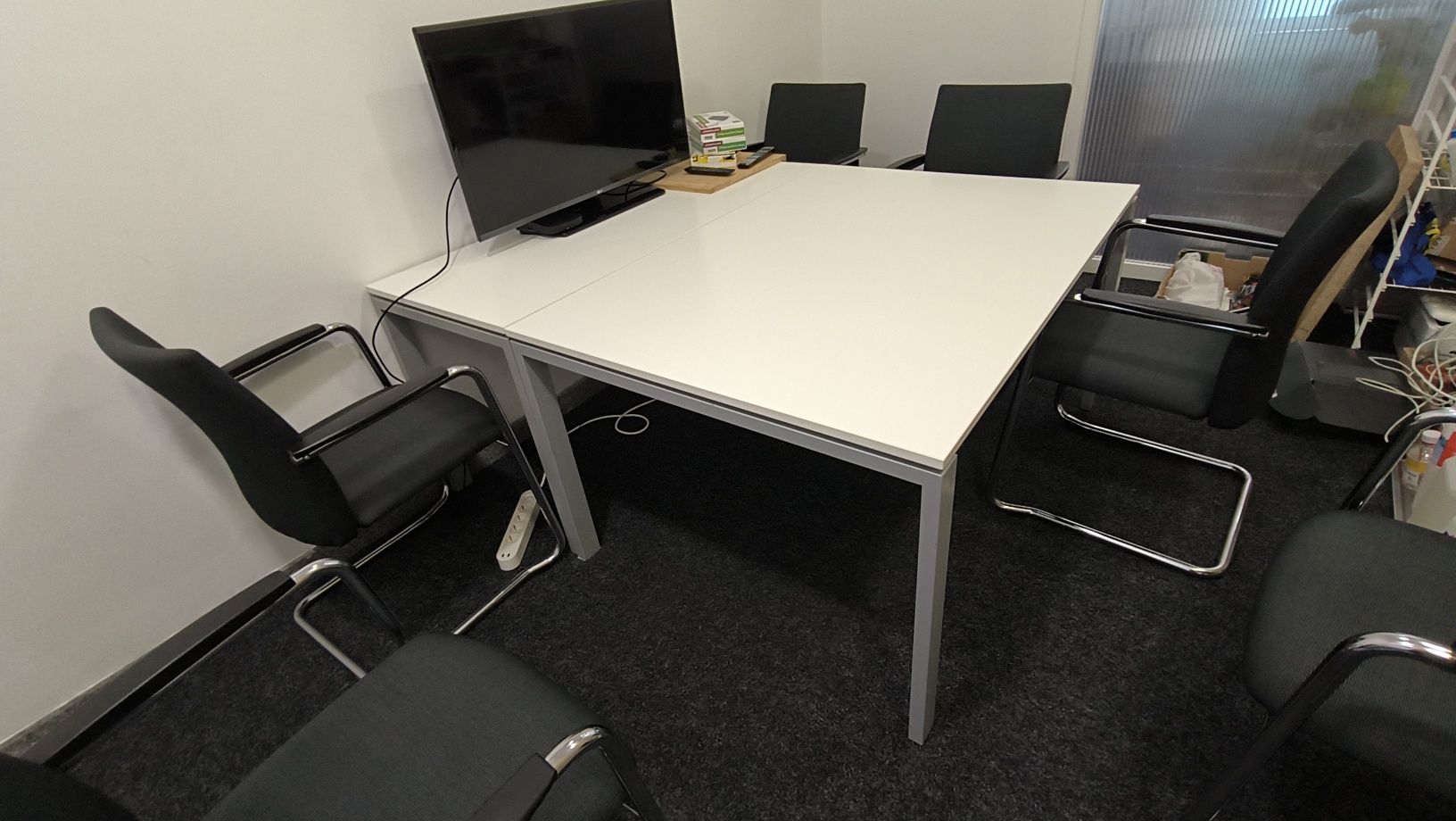 Mesa reuniões / secretaria XL, linha quadra da sotubo