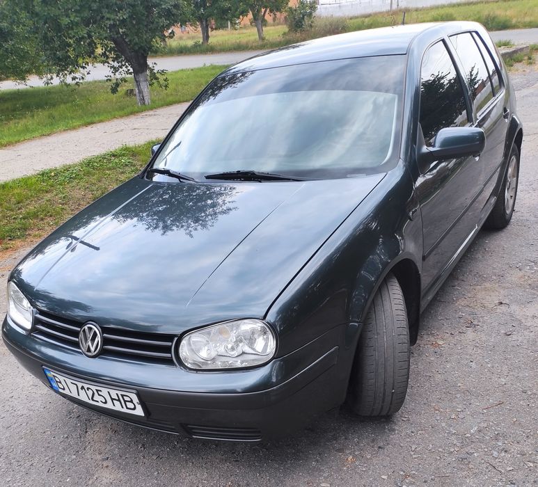 Гольф 4 1.4, 2002