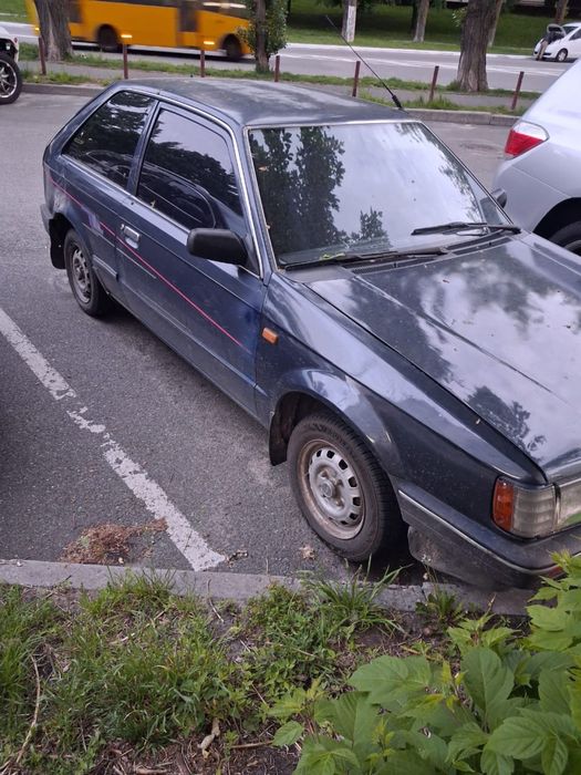 Продам автомобіль Mazda323 bf