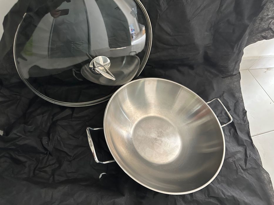 Lote de cozinha, máquina de pipocas e wok Fissler(como novos)