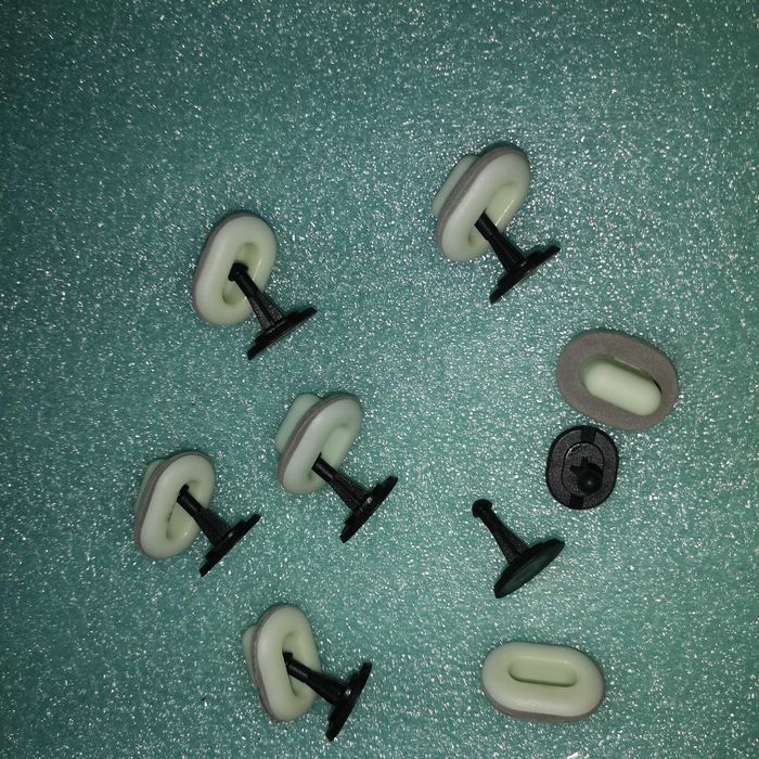 Rover 75 MG ZT spinko-kołki podszybia z tulejką NOWE