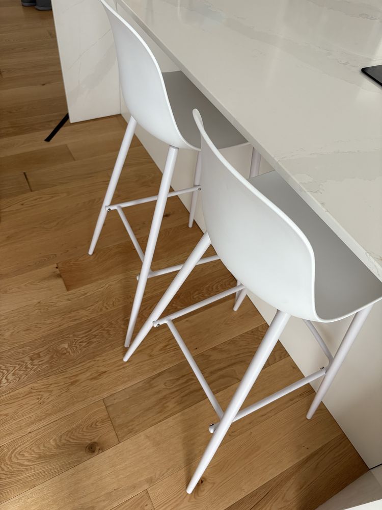 Cadeiras altas para balcão