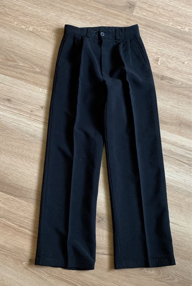 Костюм школьный пиджак брюки на 6-8 лет размер 38