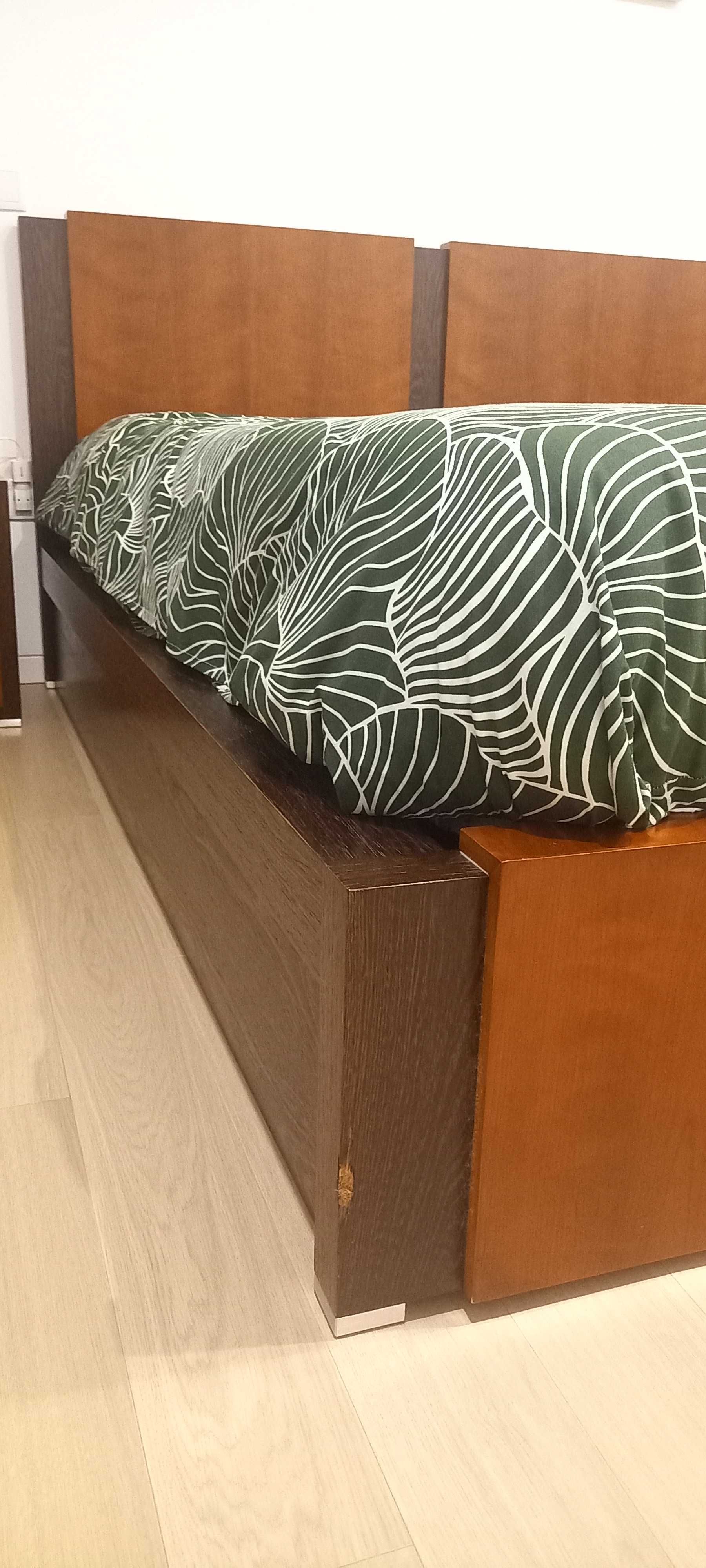 Cama de casal c/ 1,60m de largura