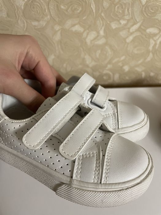 Взуття дитяче нове від 0-24 міс