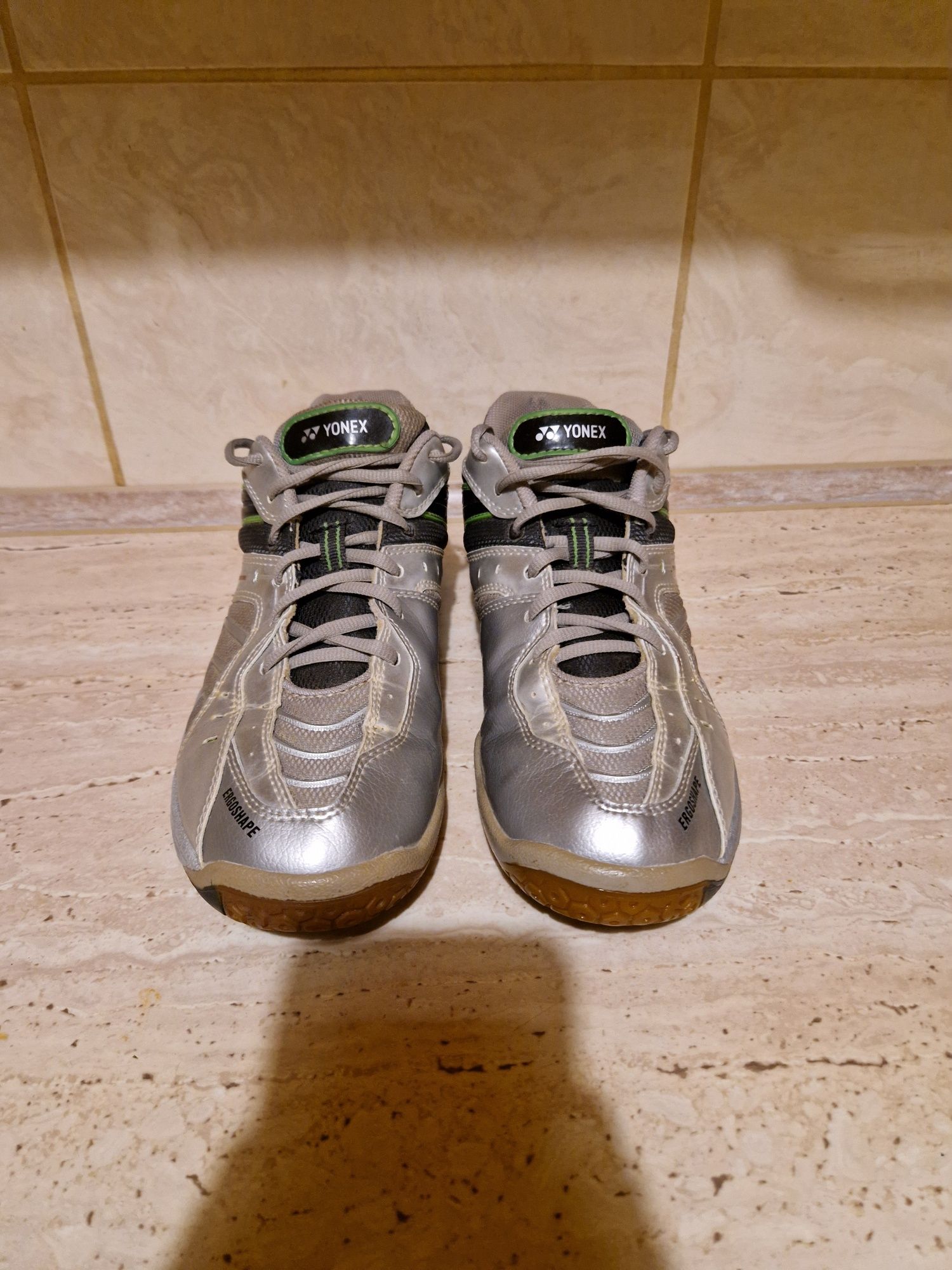 Halówki Yonex r 42
