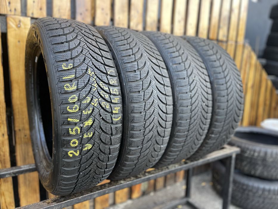 205/60 r16 шини зима Nexen 22 рік стан нових