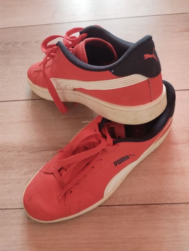 Buty Puma chłopięce rozm 39