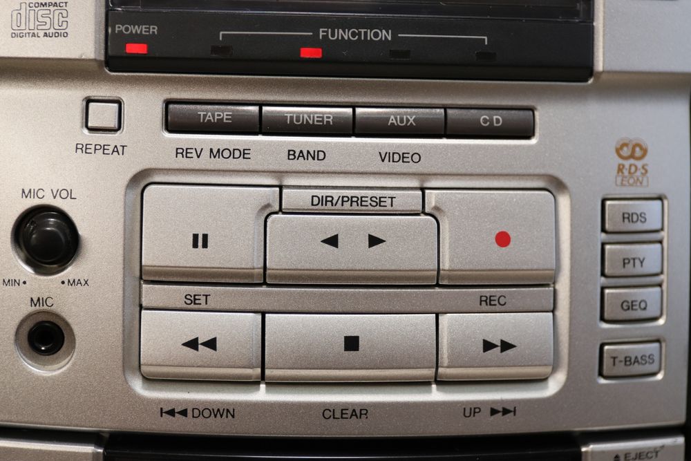 AIWA  lcx  - 330 ez  CD , FM