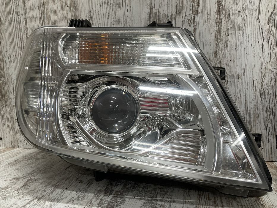Фари Nissan Pathfinder R51 Рестайлінг Ксенон Лінза Фара Права Ліва